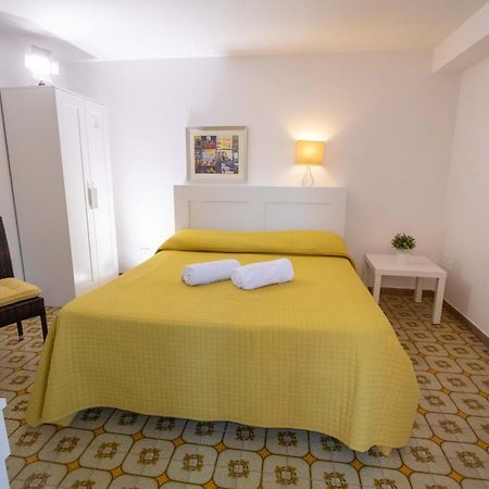 Le Torrette Rooms And Apartments Avola Dış mekan fotoğraf